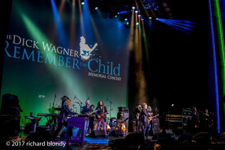 The band onstage w Mark Farner John Ellison